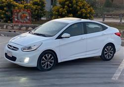 هیوندای ئەکسنت